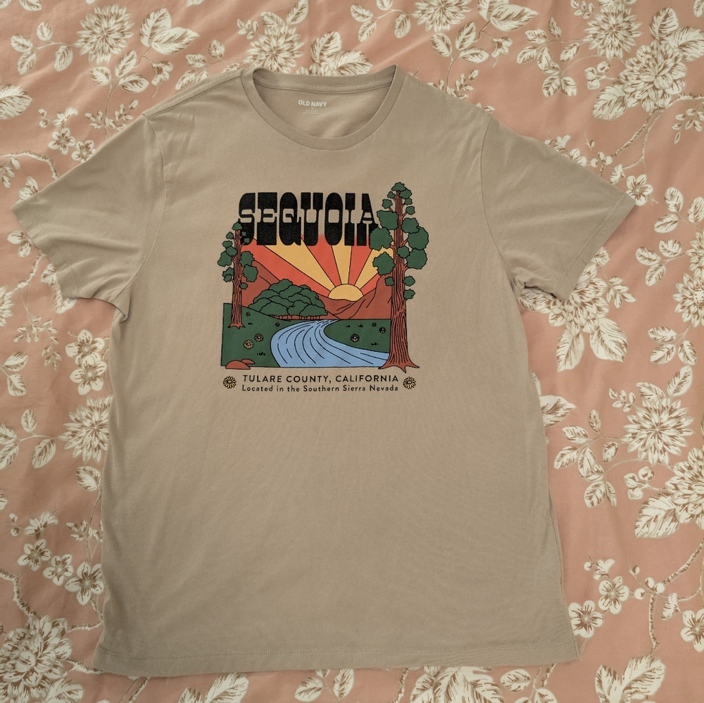Old Navy Sequoia National Park T Shirt Mens Medium Tan and Very Soft